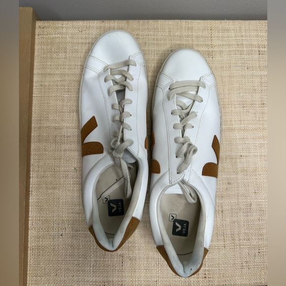 Men’s Veja Sneakers in Size 12.5